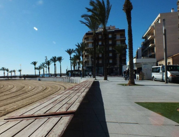 Ático en venta en Las Piscinas Naturales