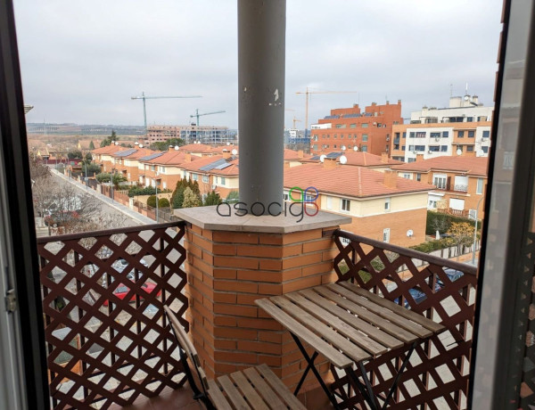 Piso en venta en calle Carmen Conde