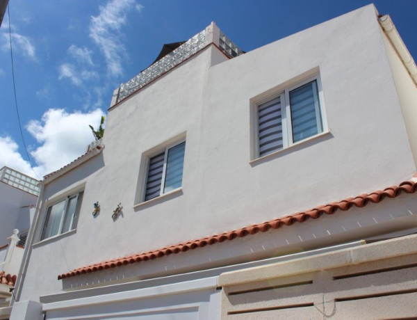 Casa o chalet independiente en venta en calle Isla de Tenerife, 20