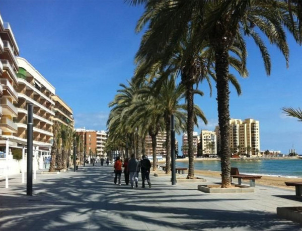 Ático en venta en Playa de los Locos