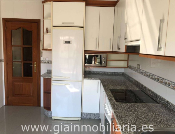 Chalet adosado en venta en calle Antonio Palacios