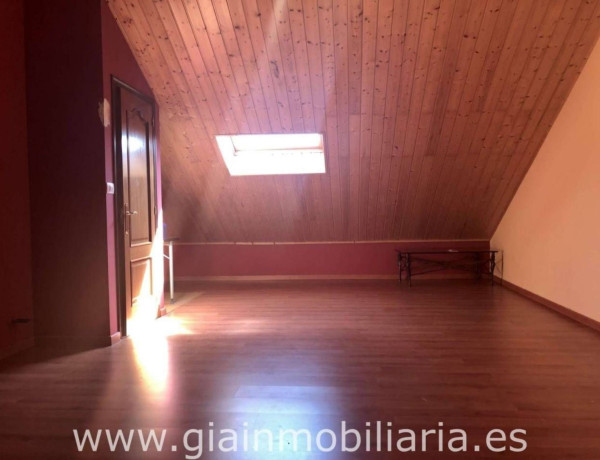 Chalet adosado en venta en calle Antonio Palacios