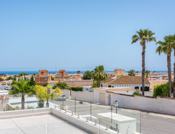 Casa o chalet independiente en venta en Lomas de Cabo Roig-Los Dolses