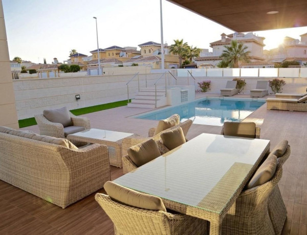 Casa o chalet independiente en venta en Campoamor