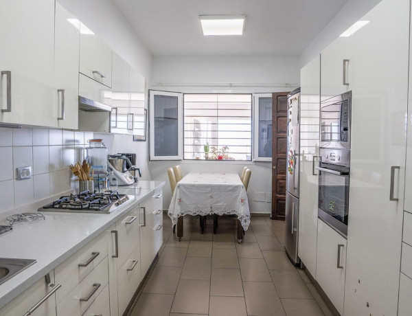 Casa o chalet independiente en venta en calle Elías Bacallado Hernández, 7