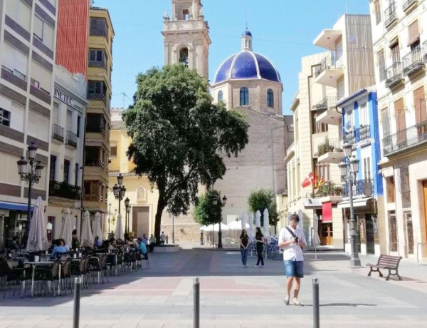 Piso en venta en calle de la Cantant Vendrell