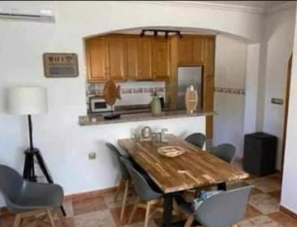 Chalet adosado en venta en Lomas de cabo roig