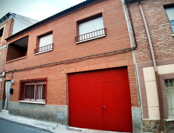 Chalet pareado en venta en calle de Toledo