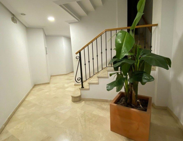 Piso en venta en calle Guillem Santacilia