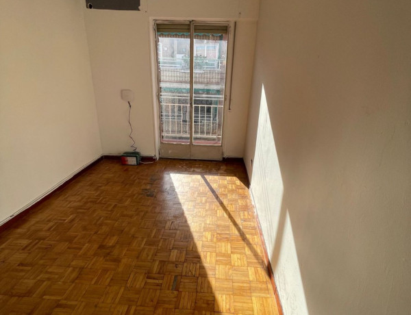 Piso en venta en calle de los Picos de Europa, 11