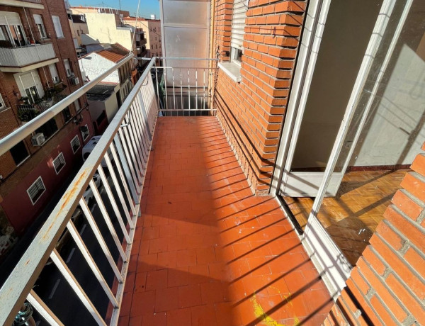 Piso en venta en calle de los Picos de Europa, 11