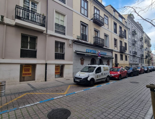 Alquiler de Local en calle Hernán Cortés