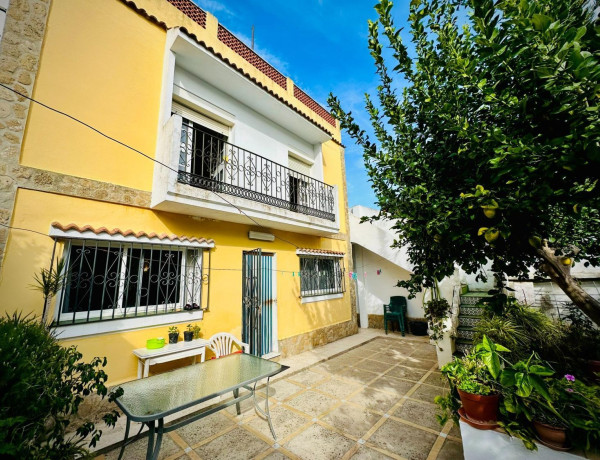 Casa o chalet independiente en venta en Camposoto - Gallineras