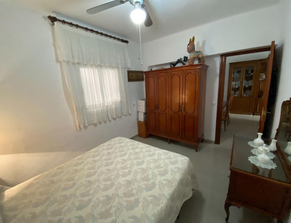 Piso en venta en calle Hermanos Pinzón, 68