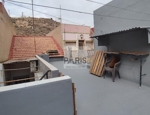 Casa o chalet independiente en venta en calle Orquídeas