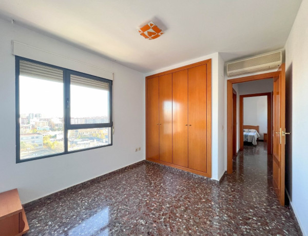 Piso en venta en avenida del Mestre Rodrigo s/n