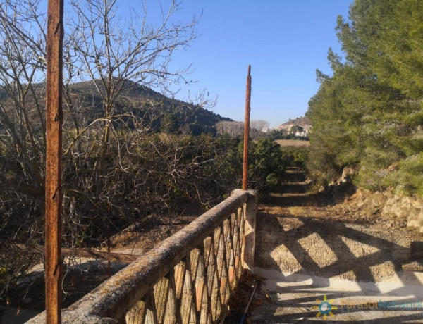 Finca rústica en venta en Pego