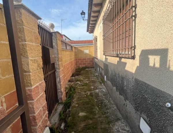 Casa o chalet independiente en venta en calle Mirador de la Vega