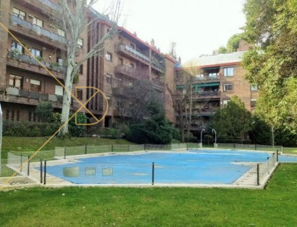 Piso en venta en Les Tres Torres