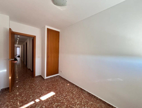 Piso en venta en Núcleo Urbano