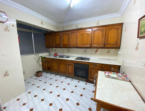 Piso en venta en calle Concepción Rodríguez Garzón