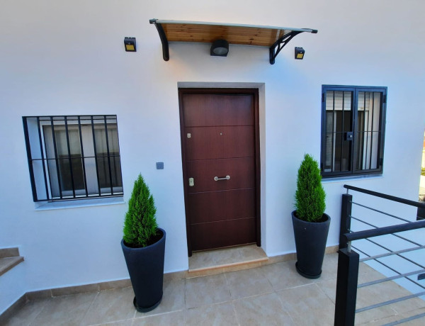 Casa o chalet independiente en venta en calle Lorenzo Valla, 8