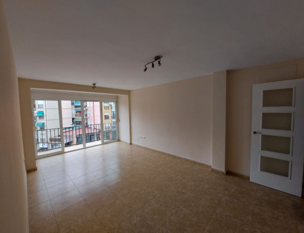 Piso en venta en calle de Tomás Ortuño, 86