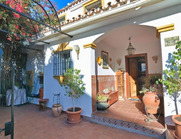 Casa o chalet independiente en venta en calle Limones Del Lagarejo