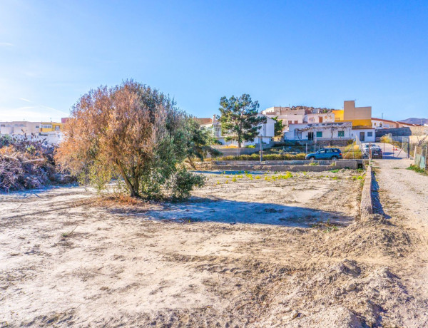 Terreno en venta en Huércal de Almería