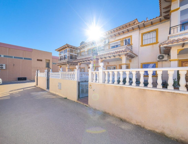 Chalet adosado en venta en Zeniamar-Horizonte-La Campana