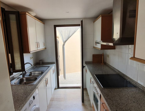 Piso en venta en Cala Vedella - Cala Tarida - Cala Conta