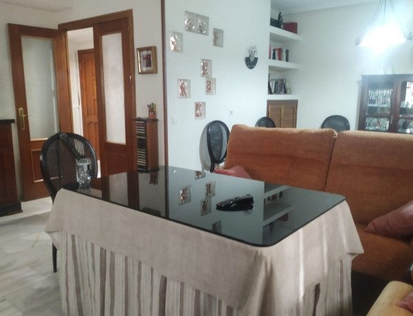 Chalet adosado en venta en plaza de la Magdalena, 1