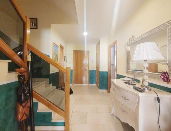 Chalet adosado en venta en Valencia