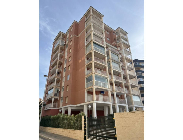 Piso en venta en calle Entremares, 2