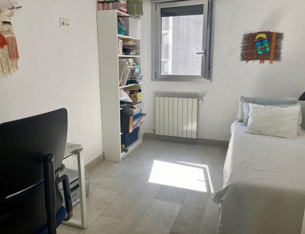 Piso en venta en Urb. Playa de San Juan, Pau 5