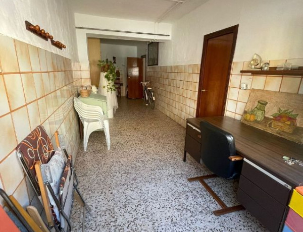 Chalet adosado en venta en calle San Luis, 27