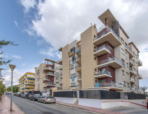 Piso en venta en calle Pleamar