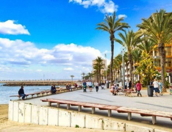 Ático en venta en Playa de los Locos