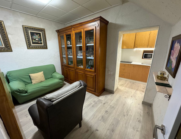 Chalet pareado en venta en calle Luis Gracia