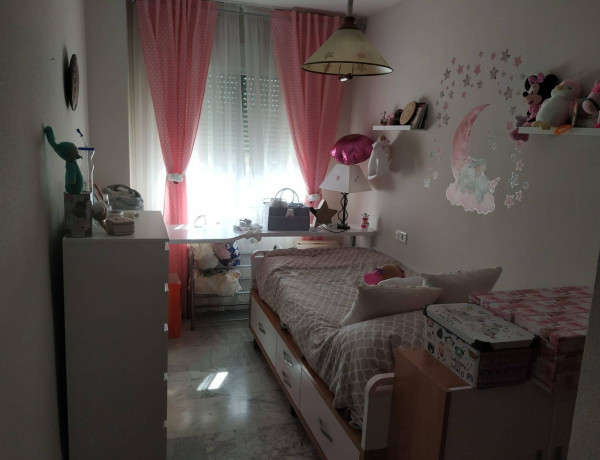 Piso en venta en Maria Auxiliadora - Barriada LLera