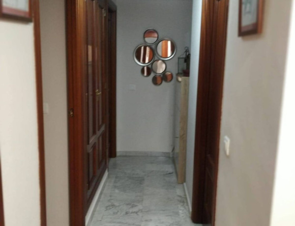 Piso en venta en Maria Auxiliadora - Barriada LLera