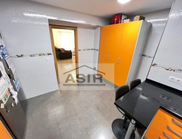 Chalet adosado en venta en San Vicente, 15