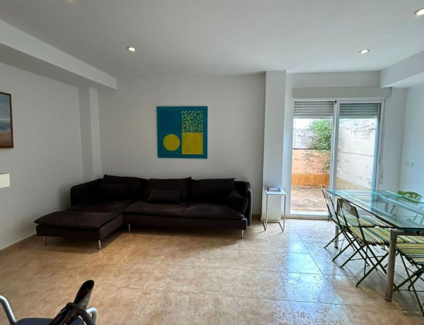 Chalet adosado en venta en Entre las calles Avenida Beasco Ibanes