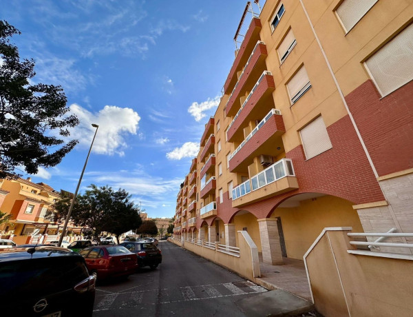 Piso en venta en Aguadulce sur