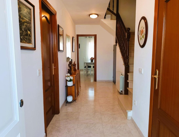 Chalet adosado en venta en plaza Ricardo Lozano