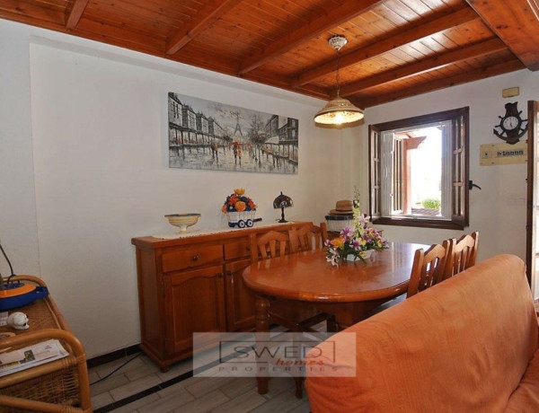 Chalet adosado en venta en Miramar - Torre del Moro