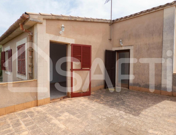 House-Villa For sell in Algaida in Málaga 