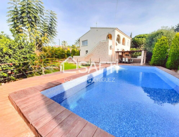 House-Villa For sell in Calpe in Alicante 