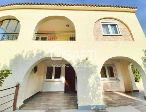 House-Villa For sell in Calpe in Alicante 