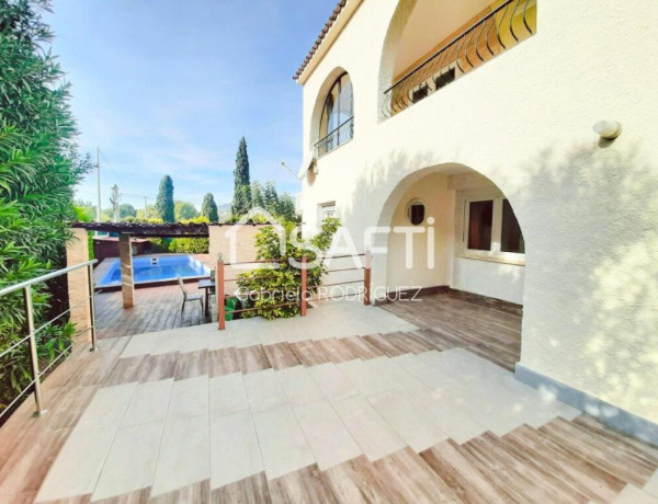 House-Villa For sell in Calpe in Alicante 